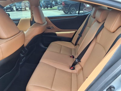 2022 Lexus ES 350