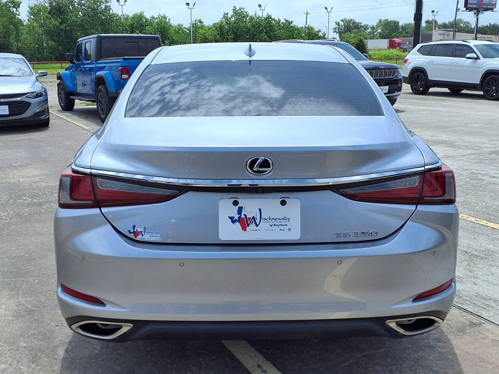 2022 Lexus ES 350