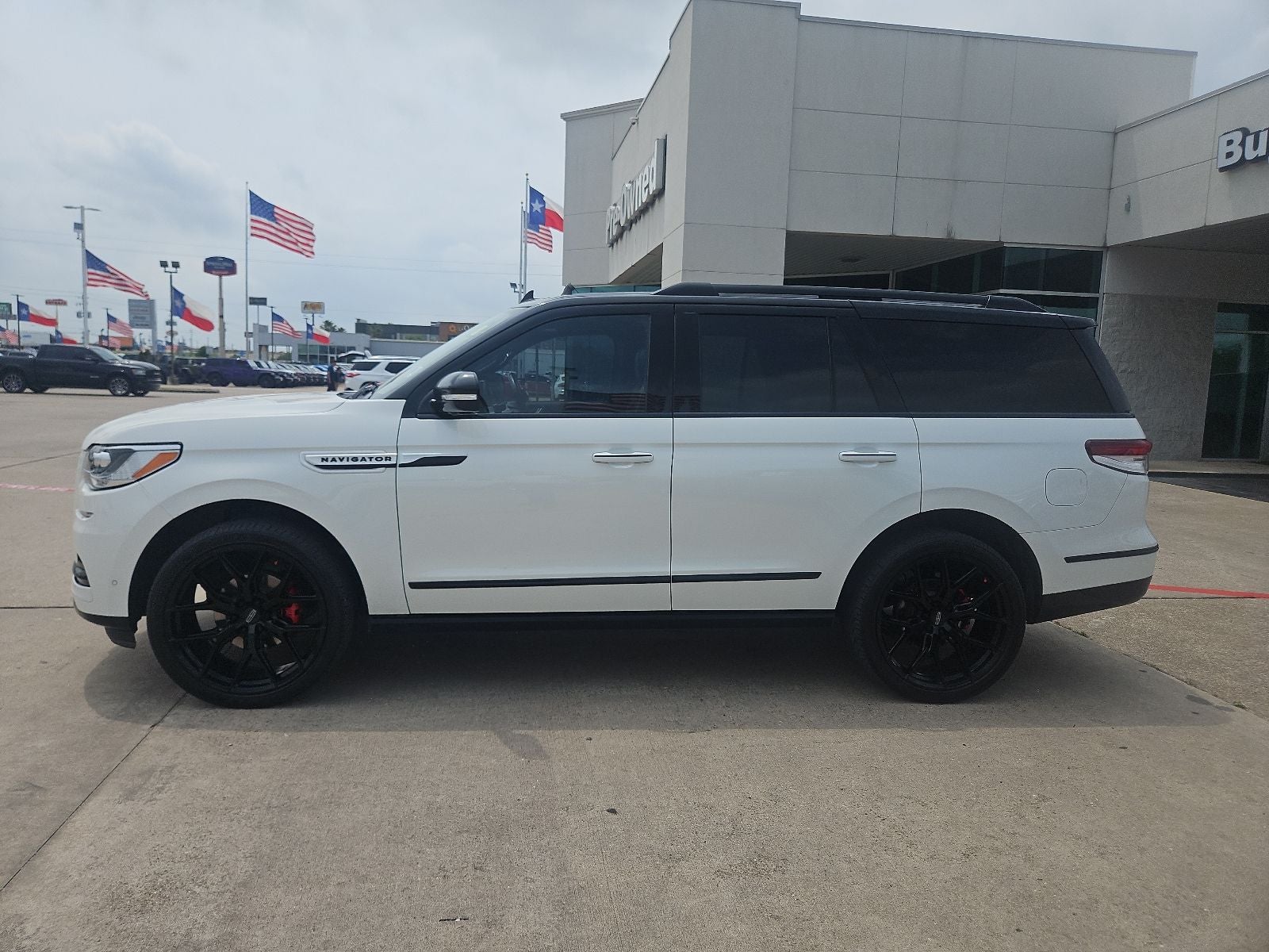 2024 Lincoln Navigator Reserve