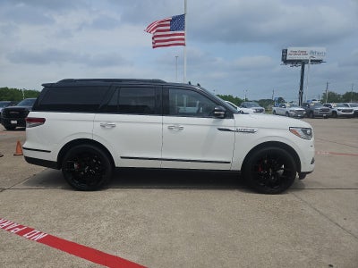 2024 Lincoln Navigator Reserve