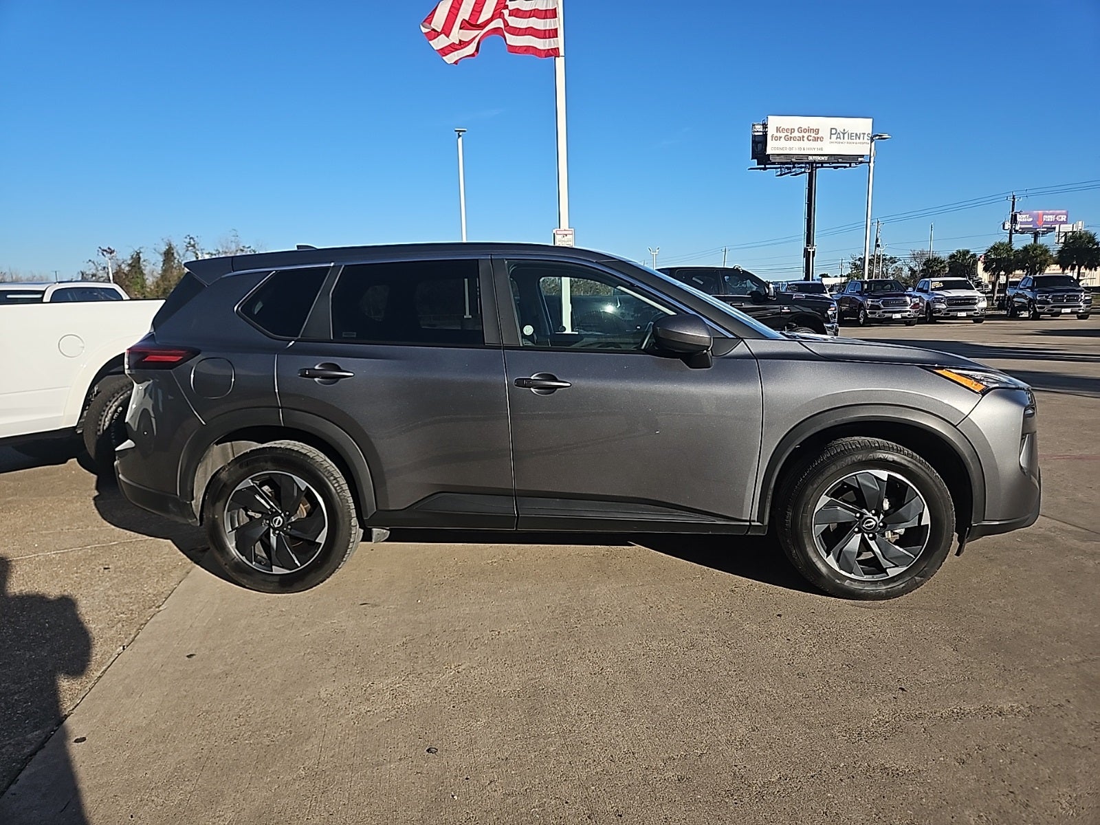 2024 Nissan Rogue SV