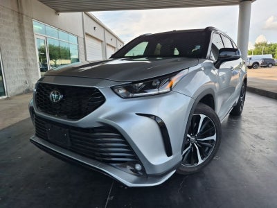 2022 Toyota Highlander XSE