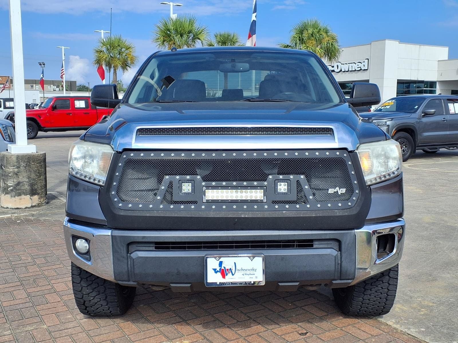 2017 Toyota Tundra SR5