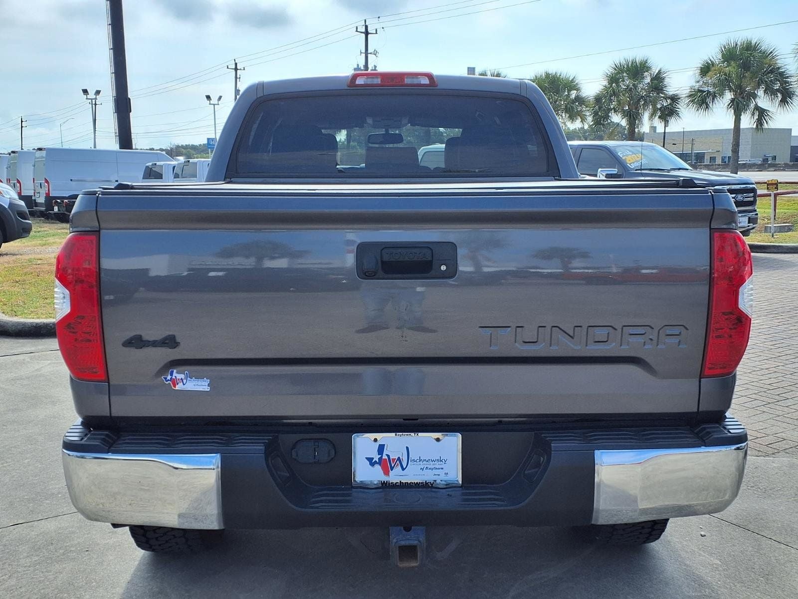 2017 Toyota Tundra SR5