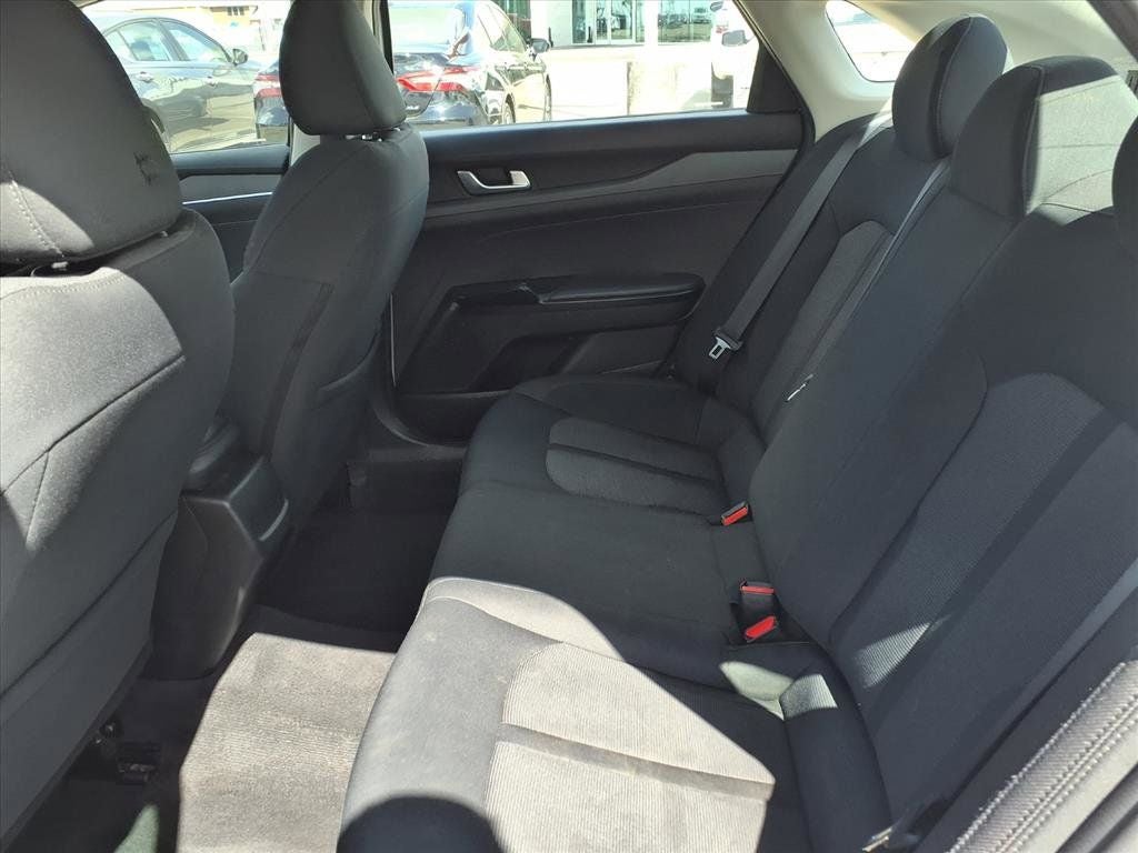 2022 Kia K5 LX