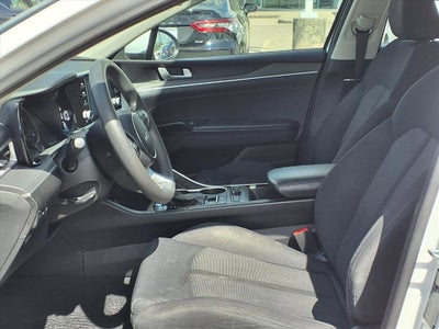 2022 Kia K5 LX