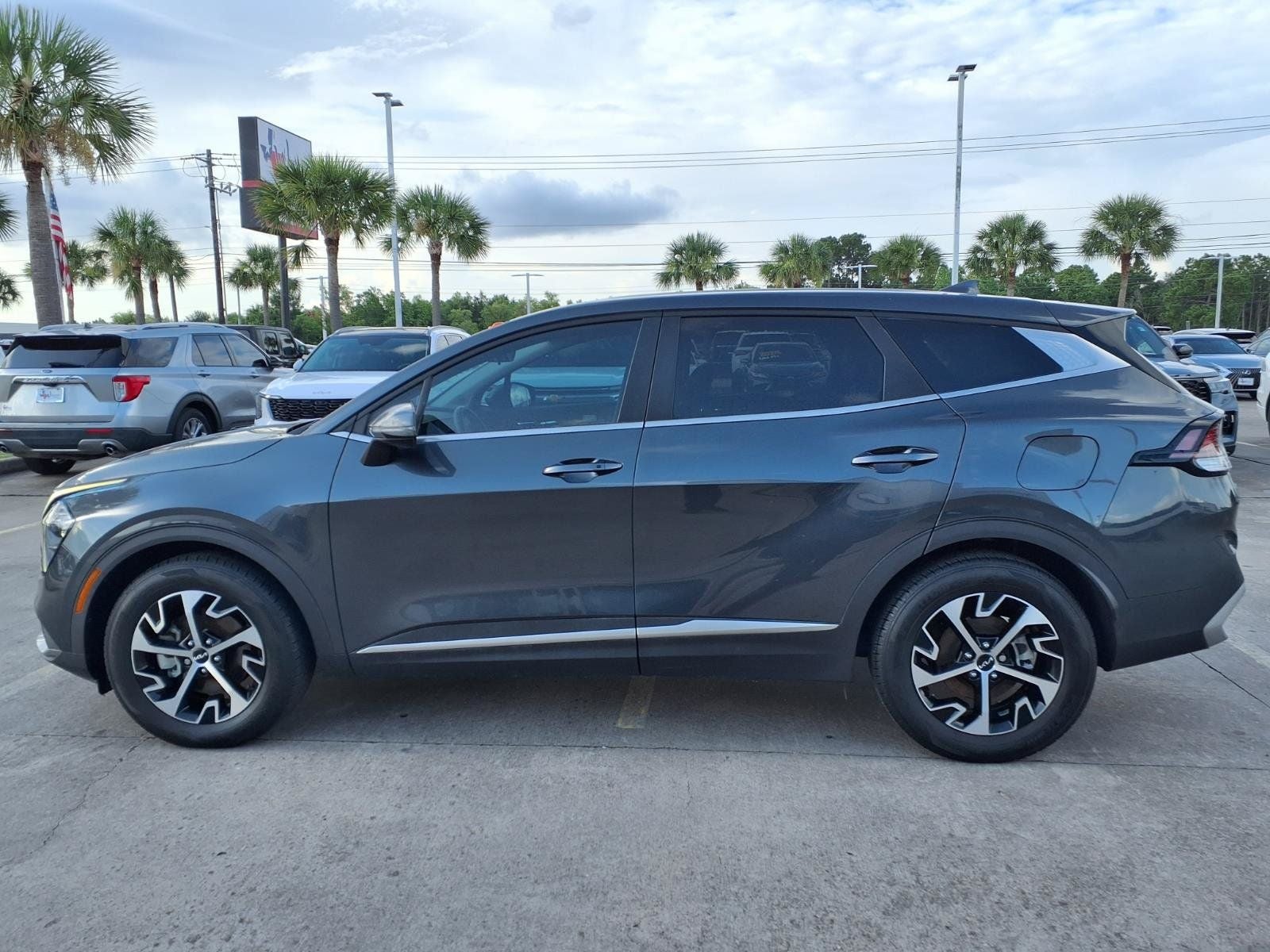 2023 Kia Sportage EX