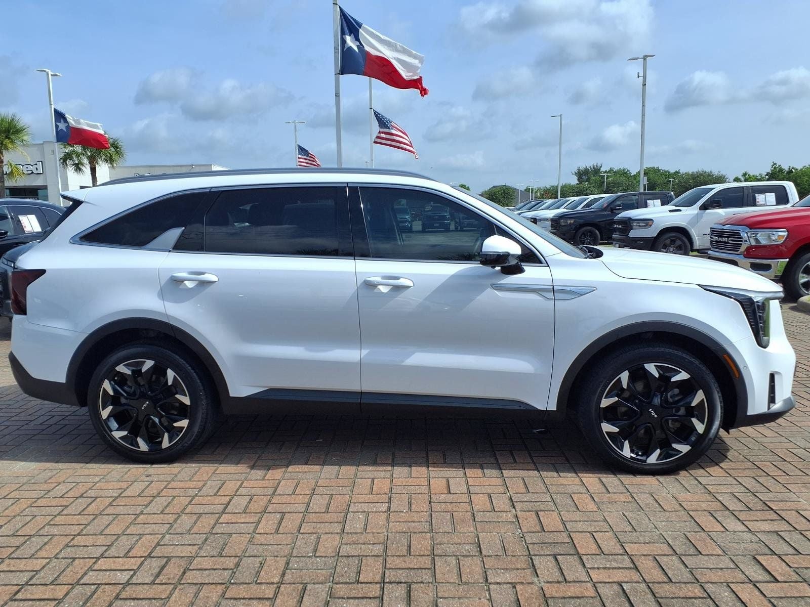 2025 Kia Sorento SX