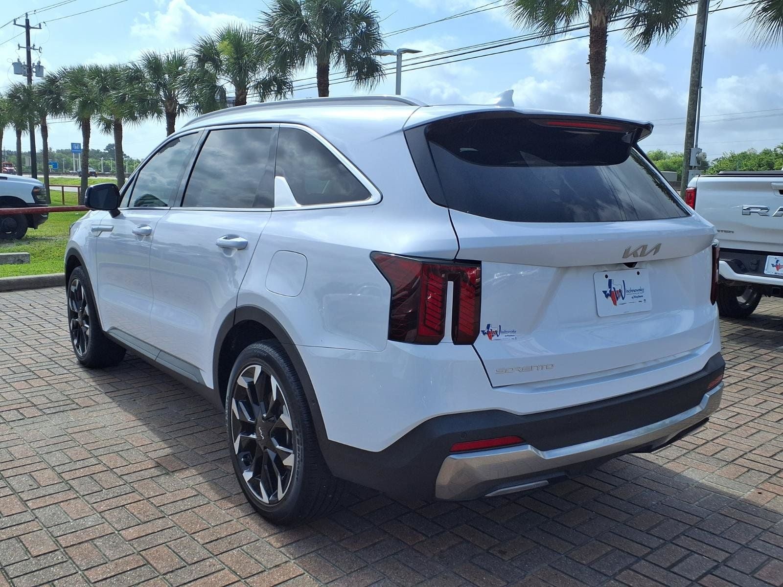 2025 Kia Sorento SX