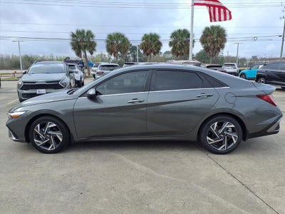 2025 Hyundai Elantra SEL Convenience