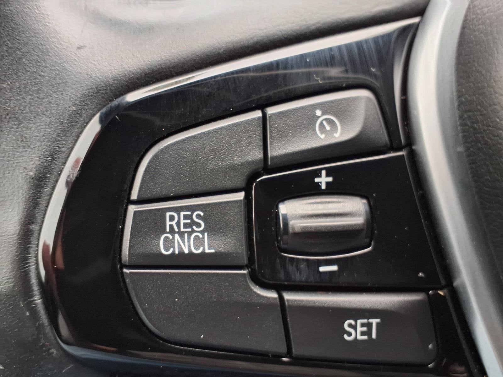2019 BMW 5 Series 540i