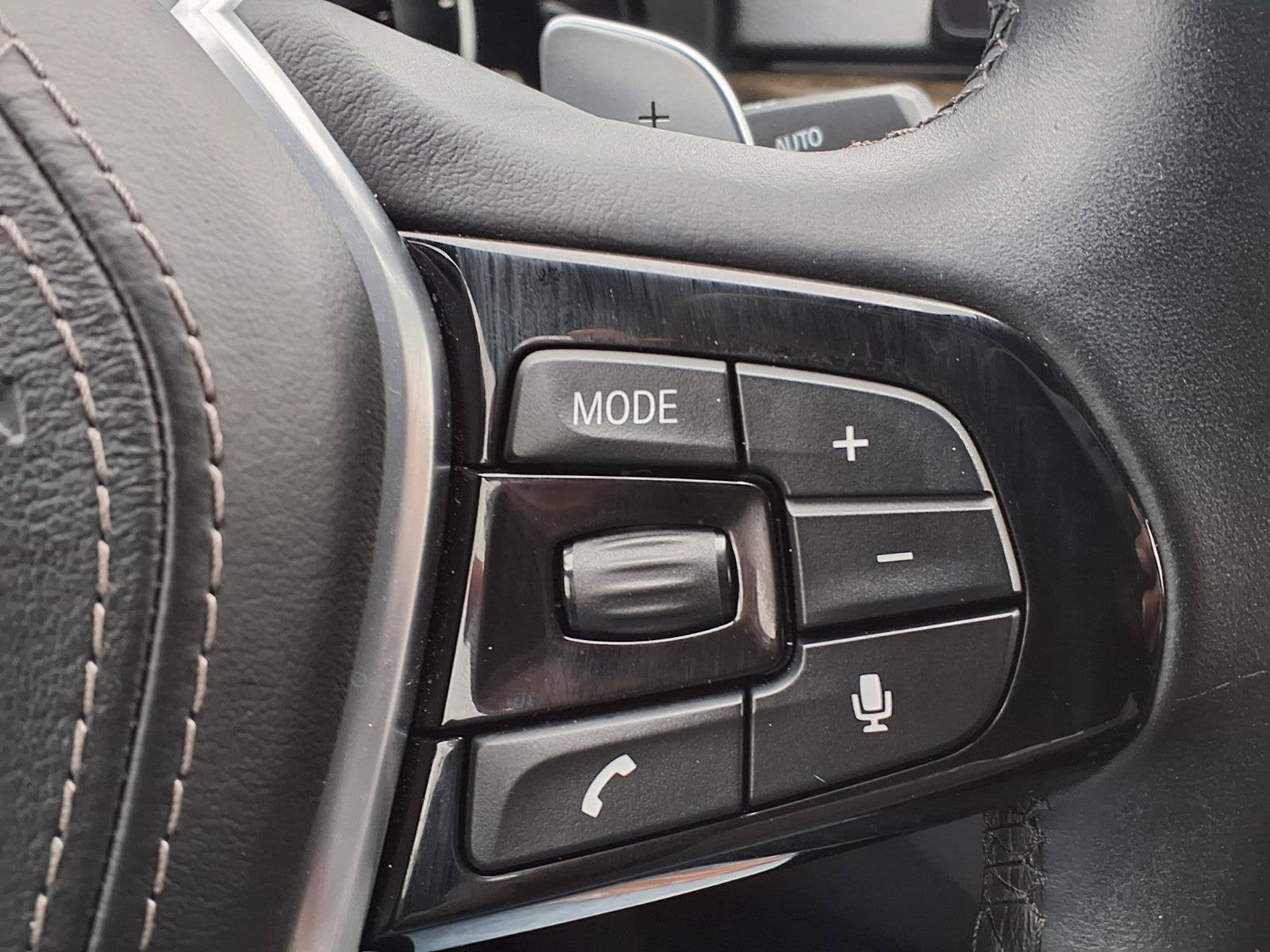 2019 BMW 5 Series 540i