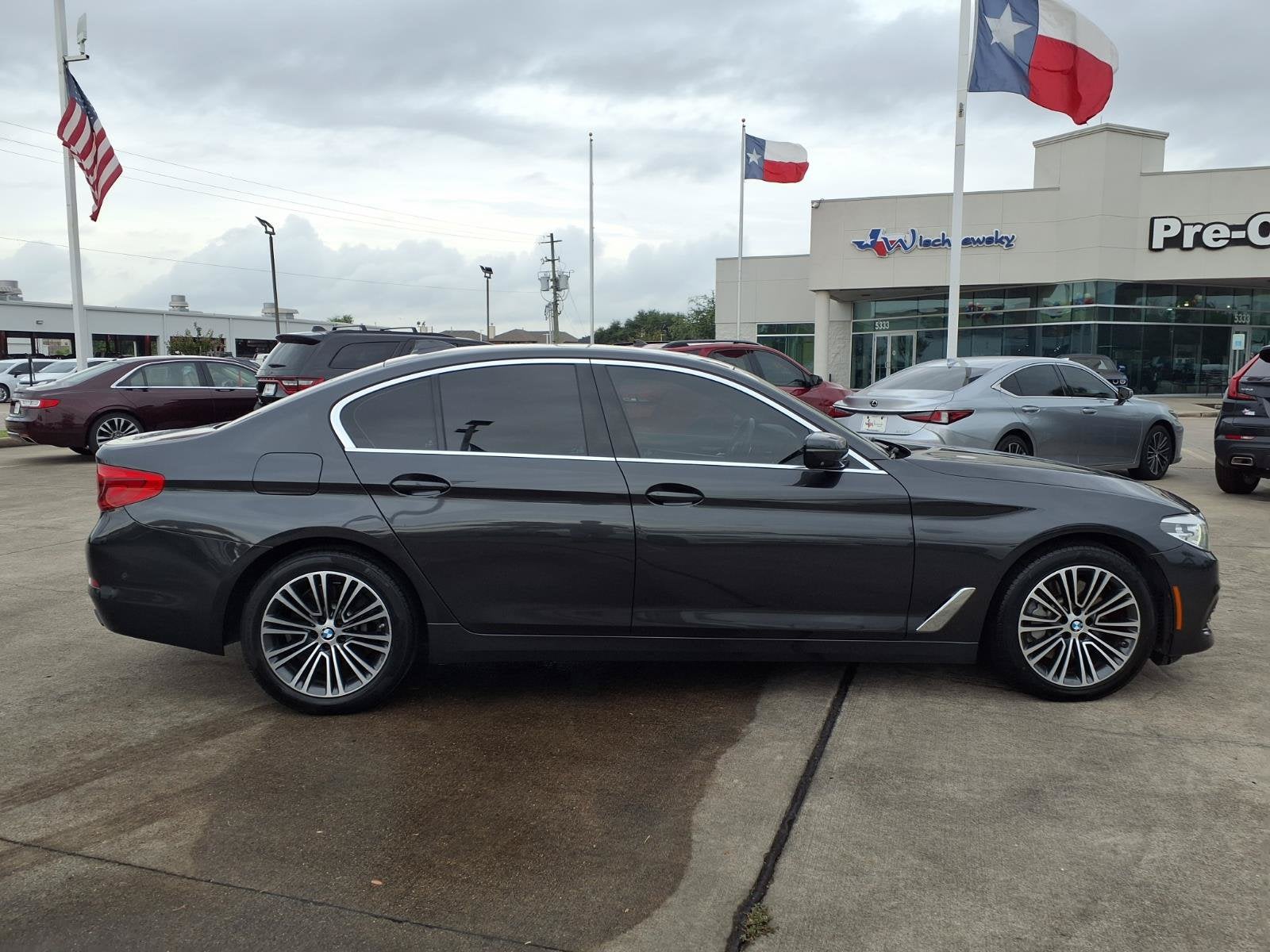 2019 BMW 5 Series 540i