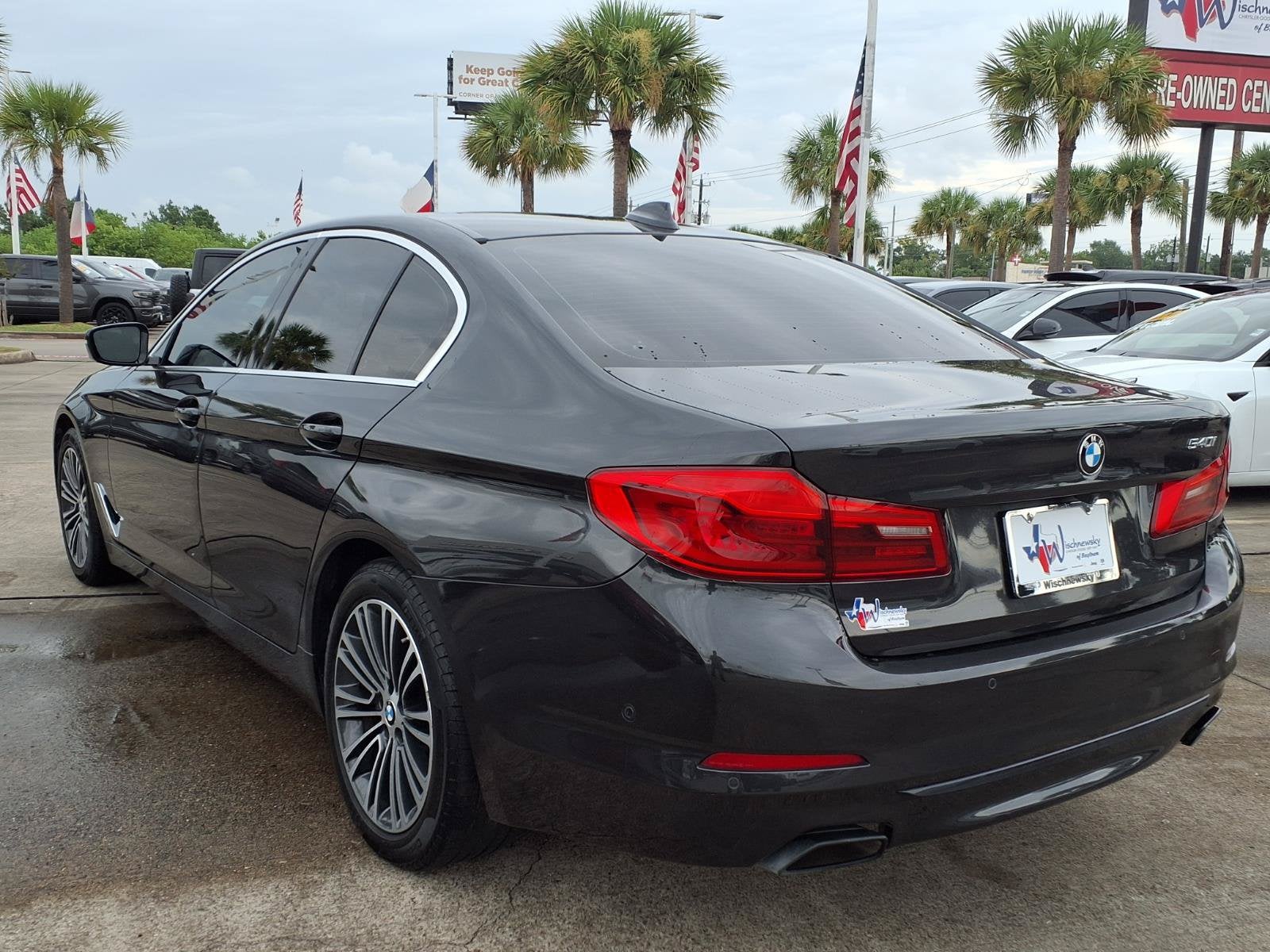 2019 BMW 5 Series 540i
