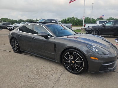 2018 Porsche Panamera 4S