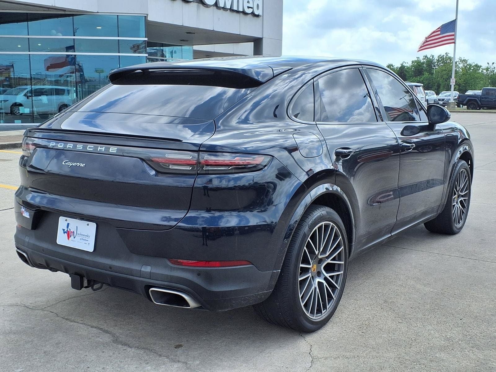 2021 Porsche Cayenne Coupe Base