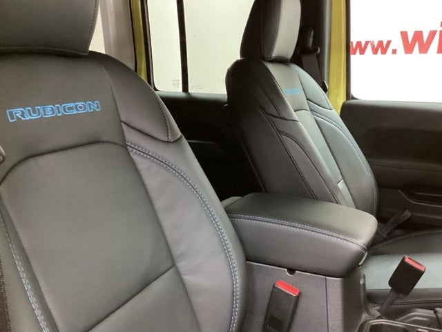 2023 Jeep Wrangler Base