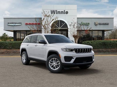 2026 Jeep Grand Cherokee Laredo