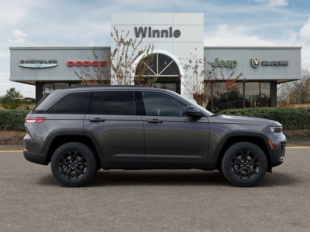 2026 Jeep Grand Cherokee Laredo Altitude
