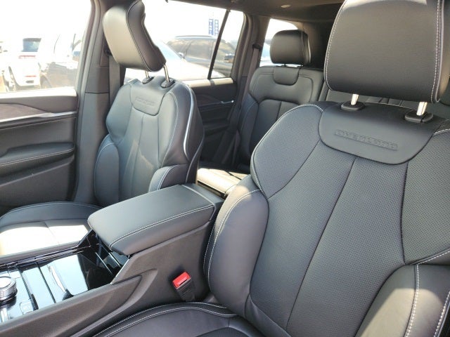 2025 Jeep Grand Cherokee Overland