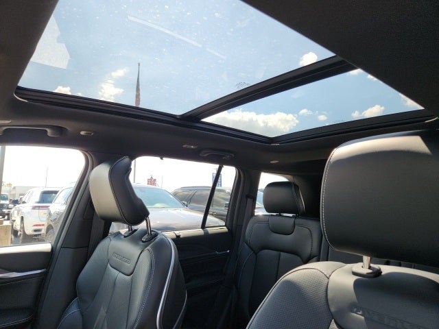 2025 Jeep Grand Cherokee Overland