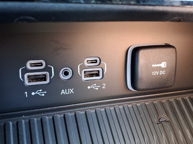 2027 Jeep Grand Cherokee L Laredo Altitude
