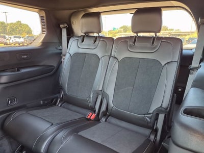 2027 Jeep Grand Cherokee L Laredo Altitude