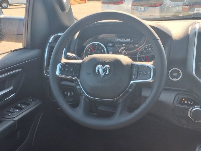 2027 RAM 1500 Big Horn/Lone Star