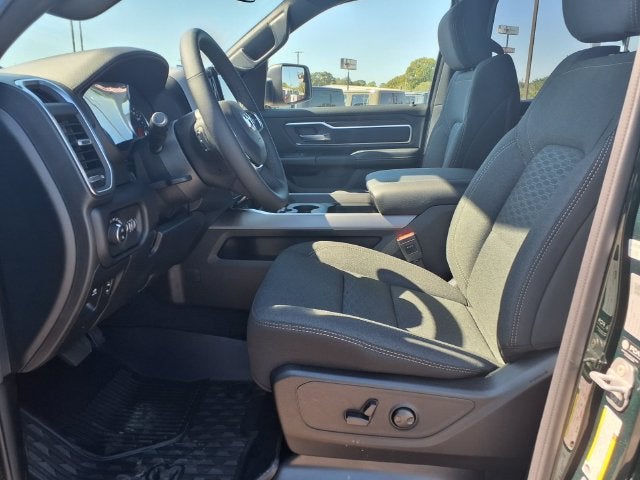 2027 RAM 1500 Big Horn/Lone Star