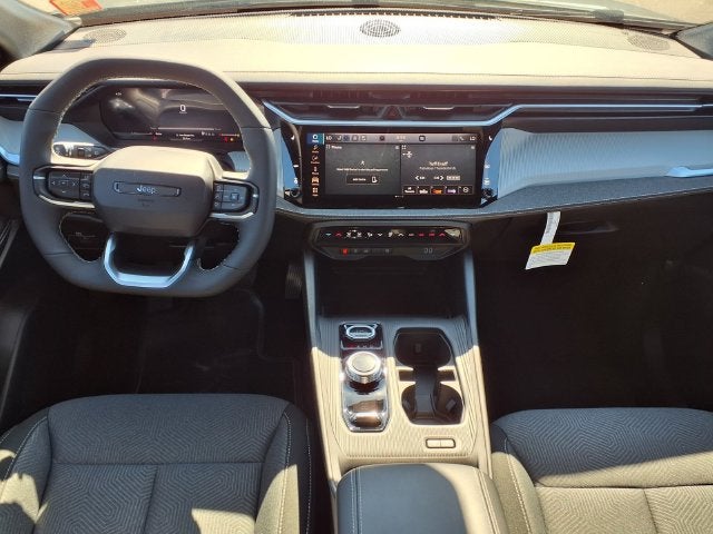 2027 Jeep Cherokee Laredo