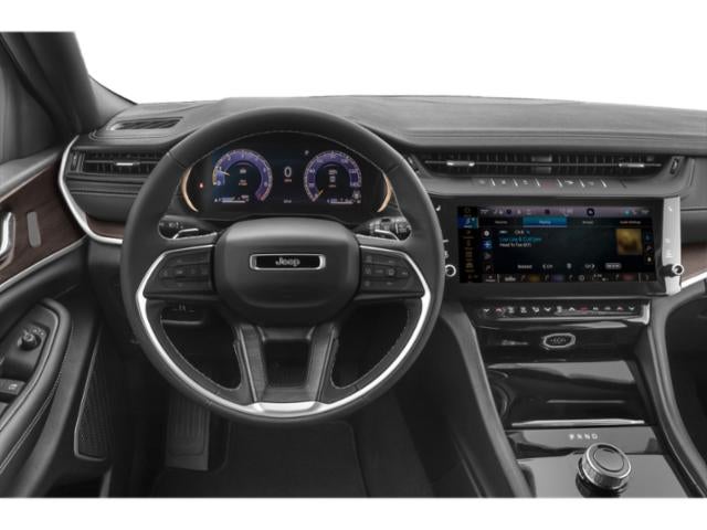 2027 Jeep Grand Cherokee Base