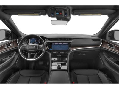 2027 Jeep Grand Cherokee Base