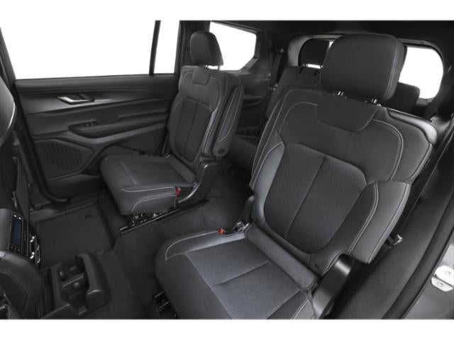 2027 Jeep Grand Cherokee L Base