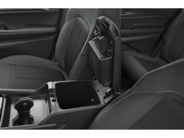 2027 Jeep Grand Cherokee L Base