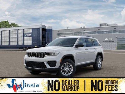 2026 Jeep Grand Cherokee Base