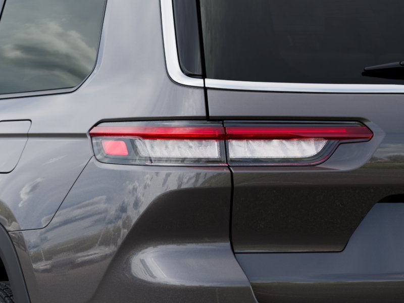 2026 Jeep Grand Cherokee Base