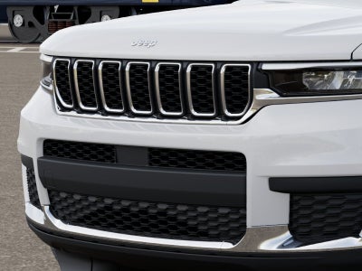 2027 Jeep Grand Cherokee Base