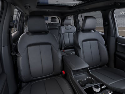 2027 Jeep Grand Cherokee Base