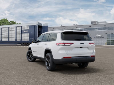 2027 Jeep Grand Cherokee Base