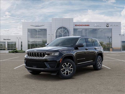 2027 Jeep Grand Cherokee Laredo