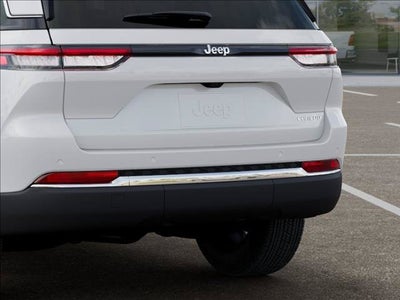 2027 Jeep Grand Cherokee Laredo X
