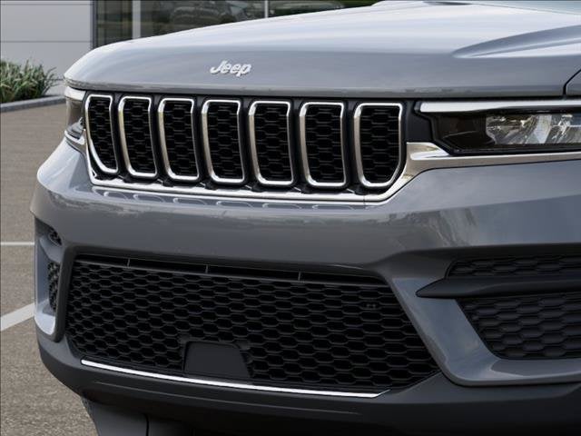 2027 Jeep Grand Cherokee Laredo X