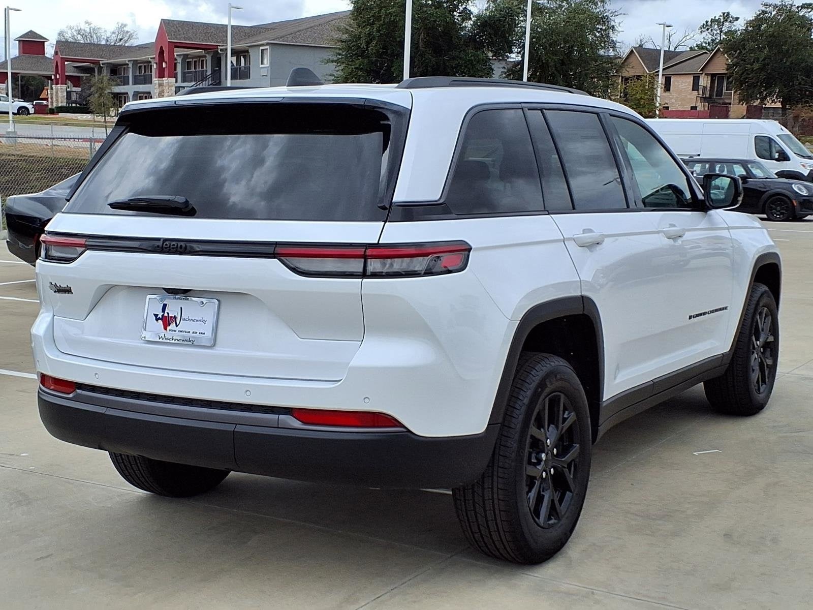 2026 Jeep Grand Cherokee Laredo