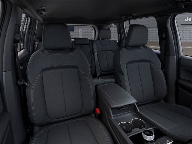 2026 Jeep Grand Cherokee Laredo X