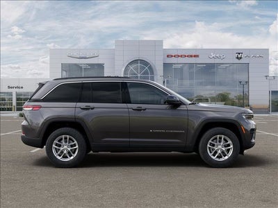 2026 Jeep Grand Cherokee Laredo