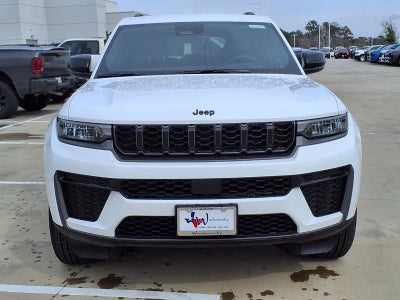 2026 Jeep Grand Cherokee Laredo