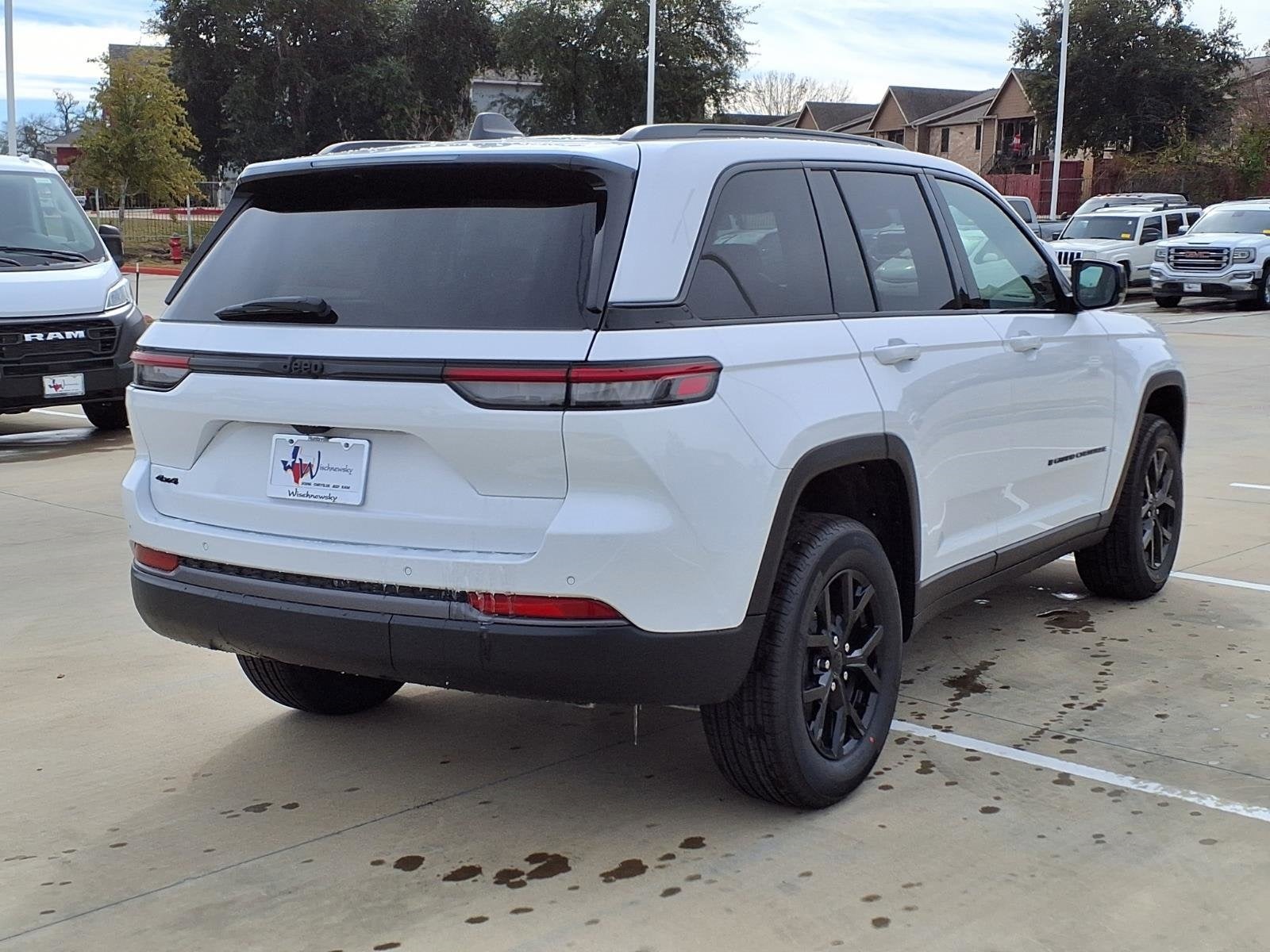 2026 Jeep Grand Cherokee Laredo