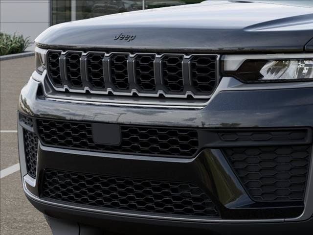 2026 Jeep Grand Cherokee Altitude