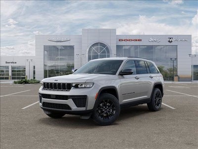 2026 Jeep Grand Cherokee Altitude