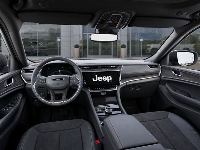 2026 Jeep Grand Cherokee Altitude